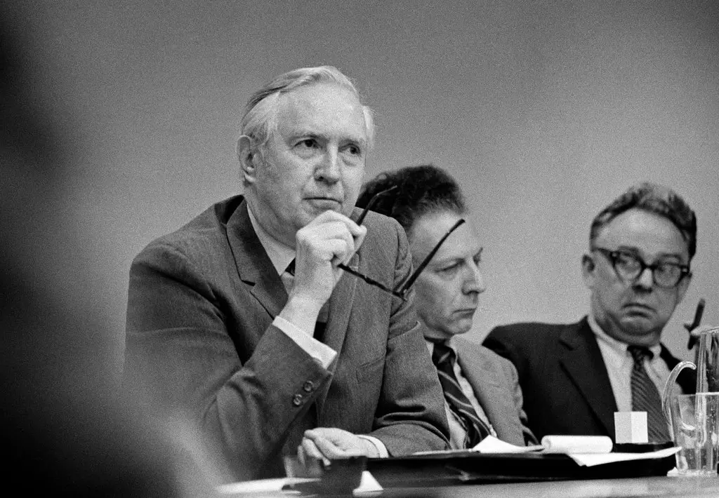 Sr. Barzun em 1971, no Centro de Pós-Graduação da City University of New York, em Manhattan.Crédito...Donal F. Holway/The New York Times