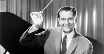 Lawrence Welk, popular líder de banda de TV.. (Crédito da fotografia: Cortesia © Los Angeles Times/ REPRODUÇÃO/ DIREITOS RESERVADOS)