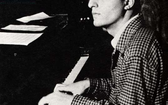 Dodo Marmarosa -; (add.info.: Dodo Marmarosa at the piano, early 1950's. American jazz pianist: 1926-2002.); Lebrecht Music Arts.