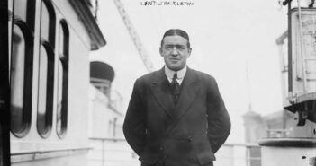 Sir Ernest Shackleton; foi um dos exploradores mais respeitados da Era Heroica da Exploração da Antártica. Domínio Público © Fornecido por Viagem em Pauta