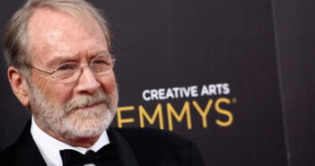 Martin Mull, ator veterano da televisão norte-americana. (© Fornecido por CNN Brasil)