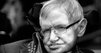 Stephen Hawking: conheça as frases mais célebres do físico teórico (Dave J Hogan/Getty Images/Getty Images)