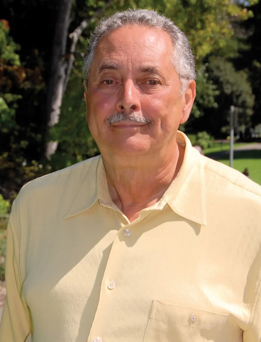 O Sr. Allen lecionou na San Jose State University e no Mills College em Oakland, Califórnia, antes de ingressar em Berkeley em 1994 como professor de estudos étnicos e estudos afro-americanos.Crédito...via Instituto Naval dos EUA