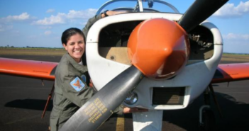 Major Aviadora Joyce de Souza Conceição assume o Comando do Primeiro Esquadrão do Primeiro Grupo de Transporte (1º/1º GT). Soldado Lima Marins - COMAR III