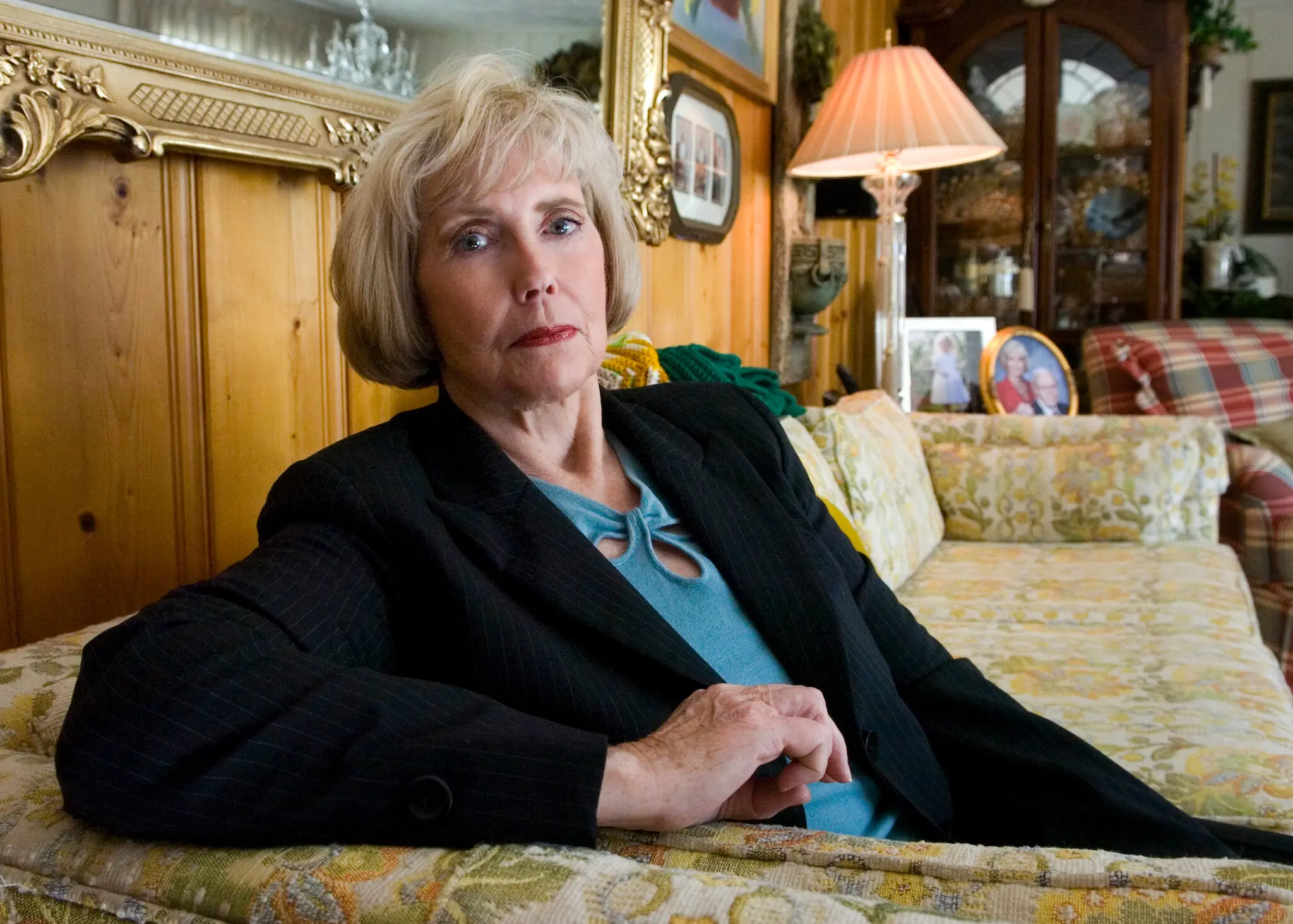 Lilly Ledbetter em sua casa em Jacksonville, Alabama, em 2009. (Crédito da fotografia: Cortesia © Copyright All Rights Reserved/ Divulgação/ Erik S. Lesser para o The New York Times ®/ REPRODUÇÃO/ TODOS OS DIREITOS RESERVADOS)