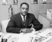 John H. Johnson, começou império empresarial que eventualmente incluiu as revistas Ebony e Jet, para destacar notícias sobre afro-americanos em destaque social, política, entretenimento, negócios e esportes e, que o tornou um dos empresários negros mais ricos e poderosos do EUA, tinha grandes participações em publicações de livros e revistas, cosméticos, televisão e rádio e, em 1982, foi o primeiro afro-americano na lista da revista Forbes dos 400 americanos mais ricos